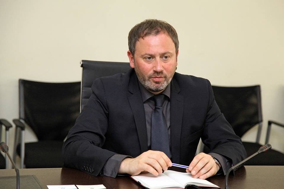 პარტია “გახარია საქართველოსთვის” ელგუჯა ხოკრიშვილმა დატოვა