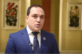 გიორგი გაბუნია
