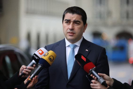 ბალტიის ქვეყნების ეს აკვიატება უკვე სერიოზულიც აღარ არის. რთულია ხსნა ის განსაკუთრებული აჩემება, რომელიც ქართველი ხალხის მიმართ აქვთ – შალვა პაპუაშვილი