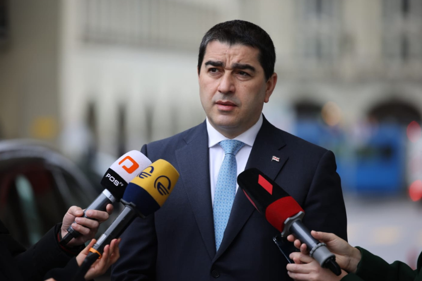 ბალტიის ქვეყნების ეს აკვიატება უკვე სერიოზულიც აღარ არის. რთულია ხსნა ის განსაკუთრებული აჩემება, რომელიც ქართველი ხალხის მიმართ აქვთ – შალვა პაპუაშვილი