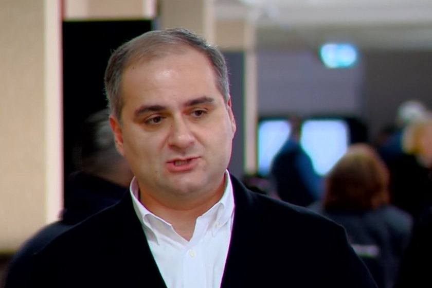 რთულ ვითარებაში მყოფი ბაჩიაშვილი, ყველანაირად ცდილობს გავიდეს სამართლებრივი ჩარჩოდან და ე.წ. დაცვის სტრატეგია ააგოს პოლიტიკური შინაარსის განცხადებებზე – ბიძინა ივანიშვილის ადვოკატი