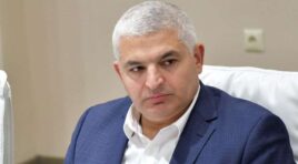 არ მიკვირს რომ ის გაექცა ჯერ თავის თანაგუნდელებს, შემდეგ კი თავის ამომრჩეველს – ეს არის პასუხისმგებლობისგან გაქცეული ადამიანის ერთგვარი ქმედება – გიორგი სოსიაშვილი გახარიაზე