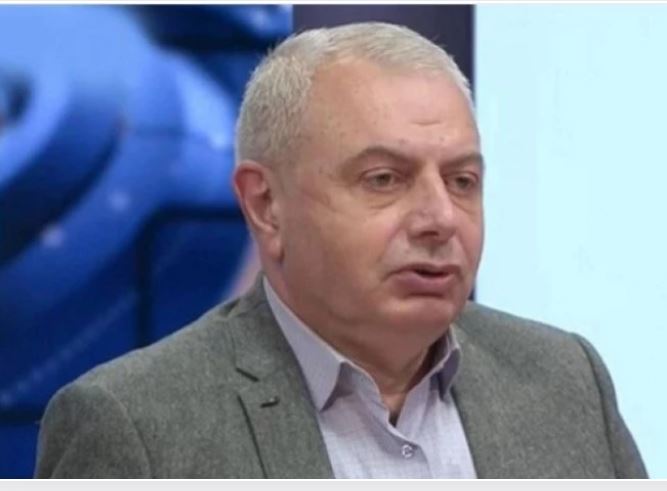ზაალ ანჯაფარიძე: უკვე კარგა ხანია რაც ოპოზიციურმა მედიამ აქტიურად დაიწყო „ჯეოქეისის“ უფროსის ვიქტორ ყიფიანის PR-უზრუნველყოფა, განსაკუთრებით მას შემდეგ რაც ბიძინა ივანიშვილმა ის დაითხოვა, როგორც ამბობენ, ფინანსური მაქინაციების გამო