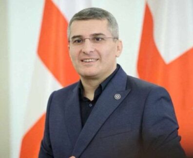 მდინარაძე