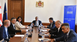 საპროცედურო საკითხთა და წესების საპარლამენტო კომიტეტმა ანრი ოხანაშვილისთვის უფლებამოსილების ვადამდე შეწყვეტას მხარი დაუჭირა