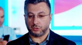 ბოლო წლებია ადამიანთა ჯგუფმა ნორმად აქცია საკუთარი შინაგანი ნარჩენების საჯაროდ დეფეკაცია”-გურამ ნიკოლაშვილი