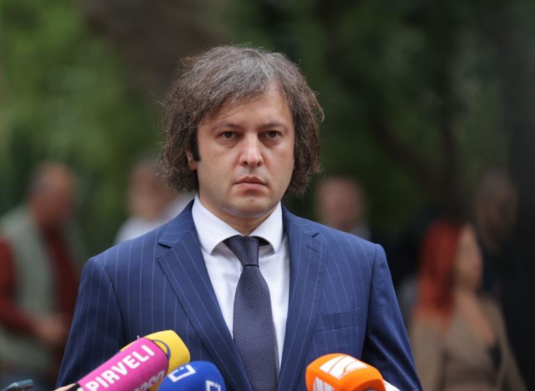ირაკლი კობახიძე: ჩვენ არ გვჭირდება ახალი სინდისის მოძალადეები ციხეში, შესაბამისად, ყველა კიდევ ერთხელ მინდა გავაფრთხილო, თავი შეიკავონ ისეთი ქმედებებისგან, რომლებიც ითვალისწინებს კანონისმიერ მკაცრს პასუხს