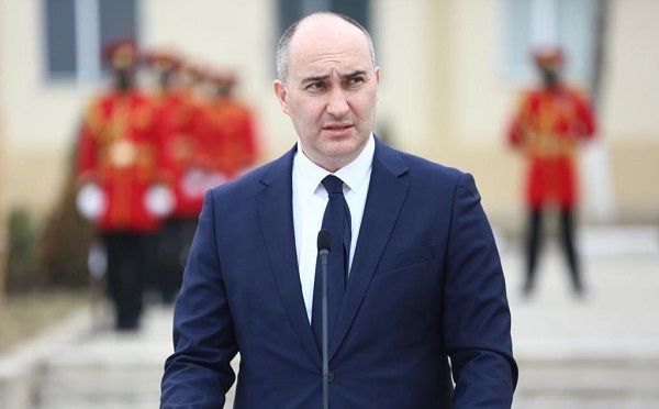 სუს-მა თავდაცვის ყოფილი მინისტრი ჯუანშერ ბურჭულაძე დააკავა