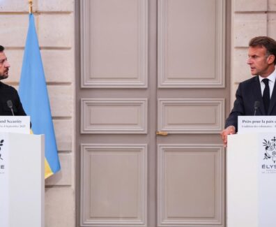 მაკრო