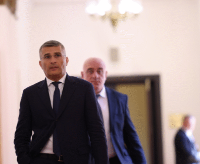 მამუკაა