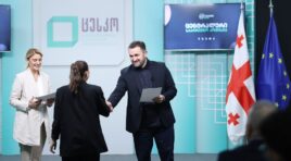 საარჩევნო მედია სკოლის კურსდამთავრებულებს სერტიფიკატები გადაეცათ