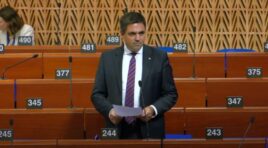 აღიარეთ, რომ საქართველოს მთავრობა დემოკრატიულად აირჩია ხალხმა და ლეგიტიმურია, ეძიეთ დიალოგი ყველა პარტიასთან, საქართველო ევროპის ნაწილია და ძალიან გვაკლია -მალტე კაუფმანი