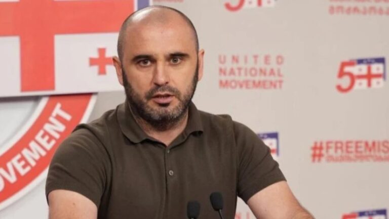 სოლიდარობა ყველას, ვინც საქართველოს სიყვარულისთვის ისჯება, ნუ ჩაქოლავთ, ნუ ესვრით ტალახს ადამიანებს, ვინც ინიციატივას გამოიჩენს, ხელი ჩაკიდეთ ერთმანეთს, მნიშვნელოვანია ერთსულოვნება – ლევან ხაბეიშვილი