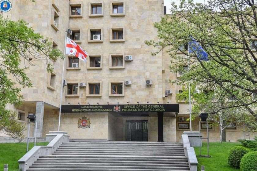 არასრულწლოვანი შვილის გაუპატიურებაში ბრალდებულს უვადო თავისუფლების აღკვეთა მიესაჯა