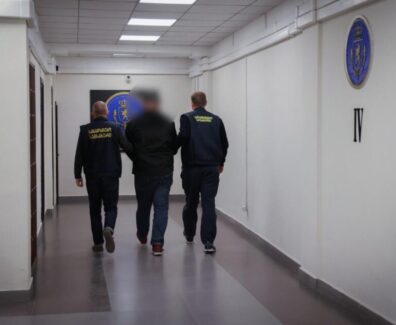 1762001675-1-1024×634