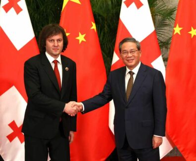 1762261134-premieris-hexvedra