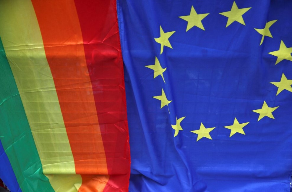 ევროკავშირის ქვეყნებმა უნდა აღიარონ ერთნაირი სქესის მოქალაქეებს შორის ქორწინება, რომელიც კანონიერად არის გაფორმებული სხვა წევრ სახელმწიფოში -ევროკავშირის მართლმსაჯულების სასამართლო