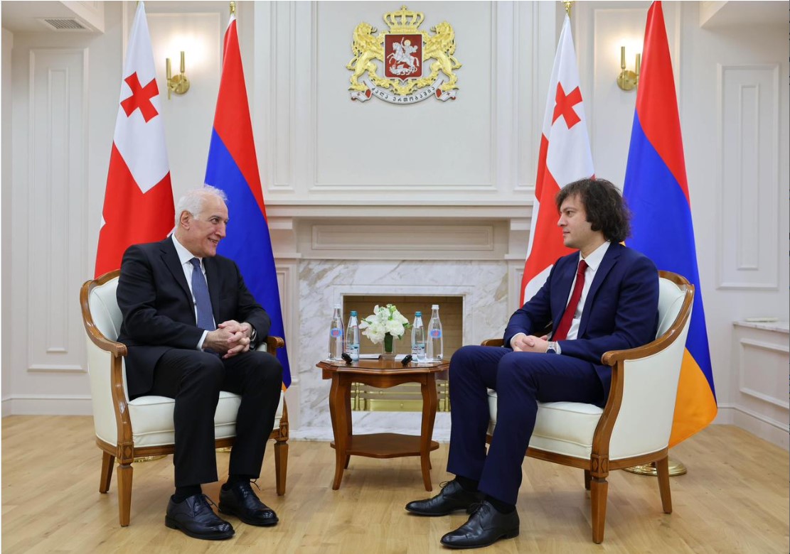 ჩვენი ერთობლივი სურვილია, რეგიონში მშვიდობა იყოს, ჩვენი ქვეყნების მოსახლეობა დააფასებს მთავრობების ძალისხმევას, რომელიც მიმართულია ჩვენი ქვეყნების დამოუკიდებლობისკენ-ვაჰაგნ ხაჩატურიანი