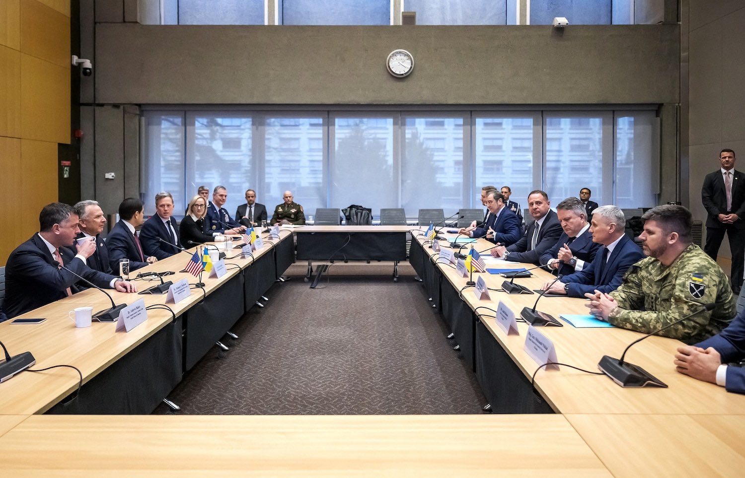 “დისკუსიებმა აჩვენა მნიშვნელოვანი პროგრესი პოზიციების შეჯერებისა და შემდეგი ნაბიჯების მკაფიო განსაზღვრის მიმართულებით-აშშ-ისა და უკრაინის ერთობლივი განცხადება