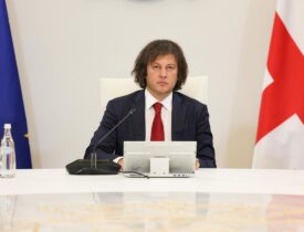 0a6912fe-d547-4376-a9ab-fb4dd586e01e