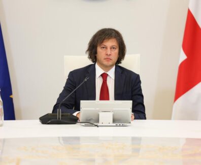 0a6912fe-d547-4376-a9ab-fb4dd586e01e