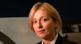 მიღებულია გადაწყვეტილება ბაჩანა ახალაიასთან ერთად დაკავებული ანა ნადარეიშვილის დაკავებიდან გათავისუფლების შესახებ-სუს-ი