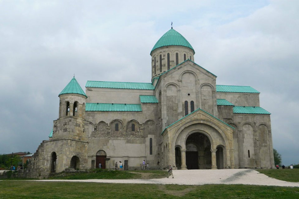 გელათის რეაბილიტაციის დროებითი კომიტეტი განცხადებას ავრცელებს