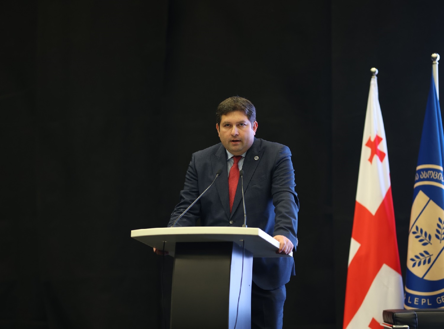 “ადვოკატთა ასოციაცია” თავმჯდომარის არჩევნების მეორე ტურის მოლოდინშია