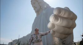 “რატომ აშენებს სომხეთი იესო ქრისტეს მსოფლიოში ყველაზე მაღალ ძეგლს”-Der Spiegel