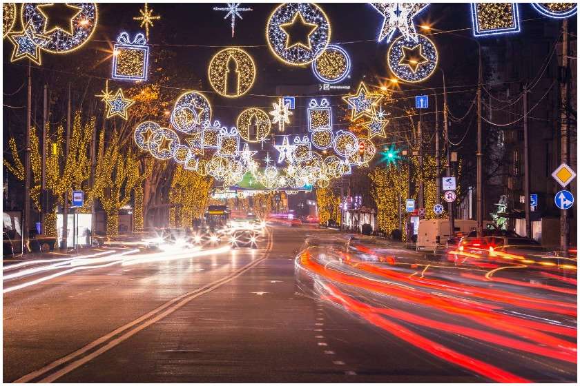 საახალწლო ღონისძიებები 12 დეკემბრიდან 7 იანვრის ჩათვლით პირველი რესპუბლიკის მოედანზე გაიმართება