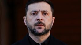 “თუ ვოლოდიმირ ზელენსკის კორუფციული სკანდალი არ დაამხობს, მაშინ პრეზიდენტი სამშვიდობო შეთანხმების მსხვერპლი გახდება”-The Daily Telegraph