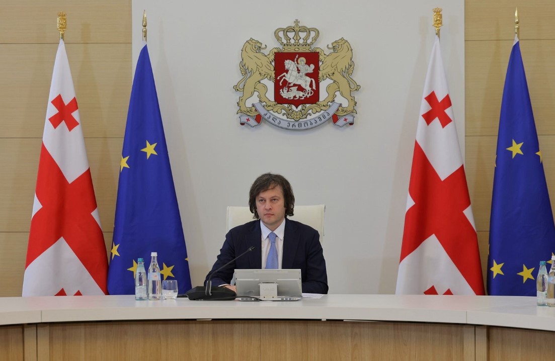 საქართველოსა და საფრანგეთში ფასები რომ შევადაროთ, საქართველოში კონკრეტული მარკის მზესუმზირას ზეთი 34%-ით, მაკარონი 97%-ით, ბრინჯი 180%-ით, კარაქი 30%-ით, ყველი 42%-ით, ხოლო შოკოლადი 47%-ით ძვირია-ირაკლი კობახიძე