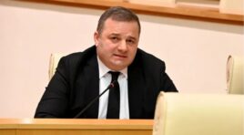 “ხელისუფალი რომ ვიყო, ჩინოვნიკებს და პოლიტიკური თანამდებობის პირებს, ვინც ხალხის ფულს იპარავს და სახელმწიფოს ძარცვავს ყველას პოლიტიკურად დავადუღებდი”-შალვა კერესელიძე