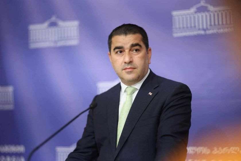 ზოგიერთი ევროკომისრის მხრიდან ვხედავთ მცდელობებს, არ შეიმჩნიონ გეოგრაფია და შეხვედრები მოაწყონ საქართველოს მონაწილეობის გარეშე, მაგრამ გეოგრაფიას ვერ დაამარცხებენ -შალვა პაპუაშვილი