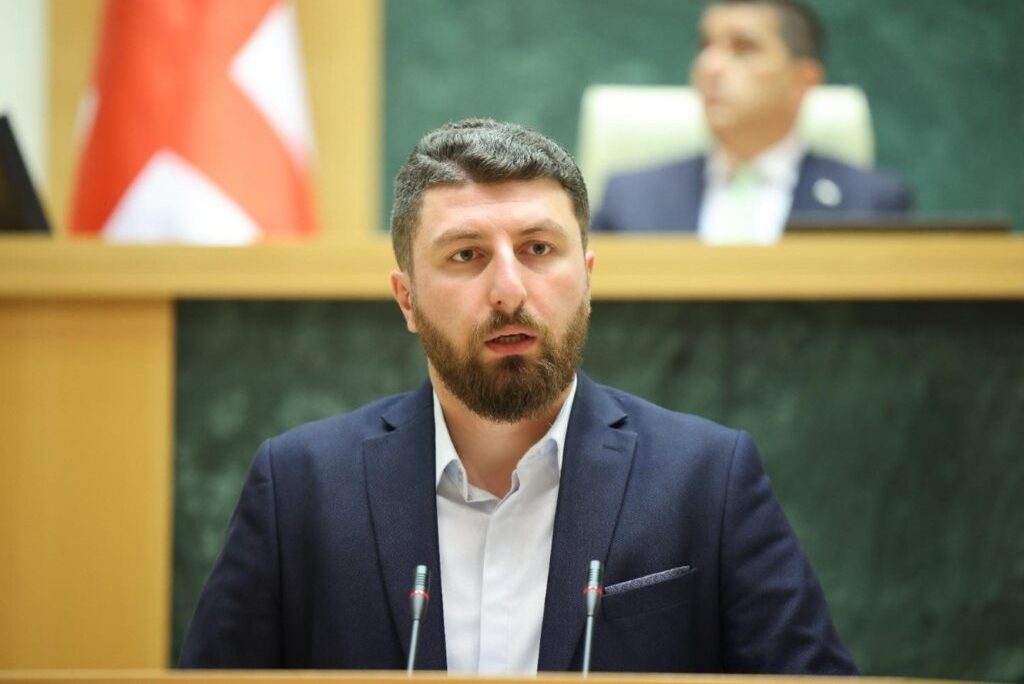 ახალი კანონი არ ვრცელდება ემიგრანტის მიერ ოჯახში ჩარიცხულ საყოფაცხოვრებო მიზნებით გამოსაყენებელ ფულზე, და წერტილი -არჩილ გორდულაძე