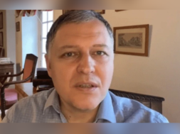 ფხაკაძე