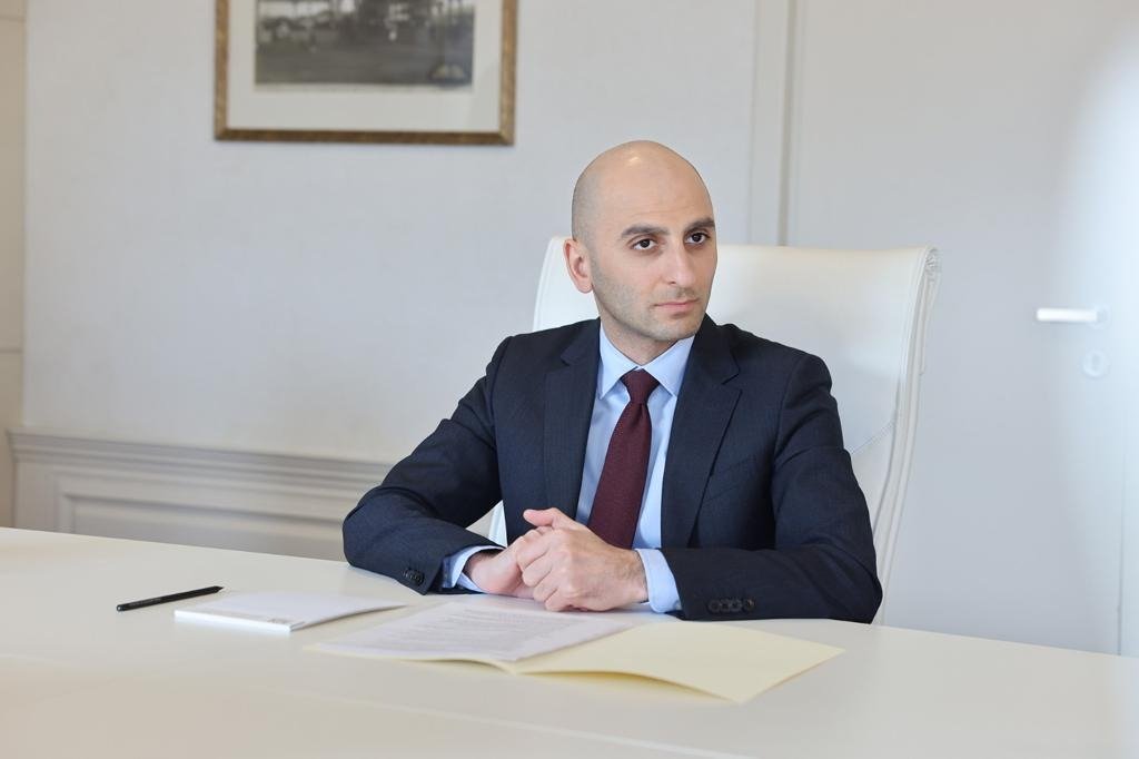 ილია ღუდუშაური სახელმწიფო-პოლიტიკური თანამდებობის პირის მიერ სამსახურებრივი უფლებამოსილების ბოროტად გამოყენების ფაქტზეა დაკავებული -საგამოძიებო სამსახური