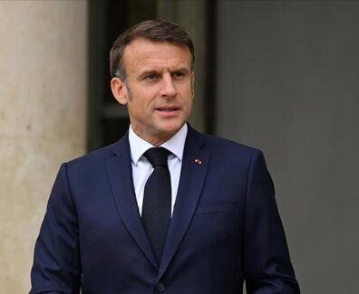 მაკრონი2