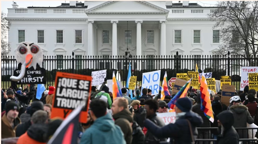 “ვენესუელა ახლა უკვე დონალდ ტრამპს ეკუთვნის:აშშ-ის პრეზიდენტის მადა სამხედრო ავანტიურების მიმართ მატულობს”-Financial Times