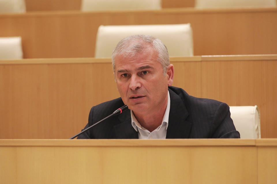 რაღაც თემა ტაბუირებული უნდა იყოს და ამაზე აზრის გამოთქმაც კი დანაშაულად ითვლება, იგივეა, რაზეც აშშ-ის კონგრესის კომიტეტის ანგარიშშია საუბარი -ირაკლი ქადაგიშვილი