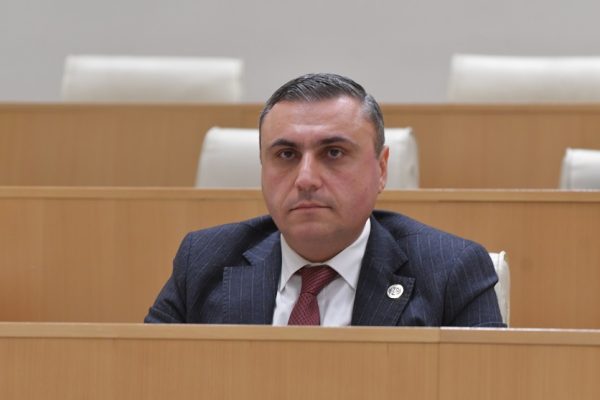 სოციალური შემწეობის მიმღებთა ნუსხა უნდა გადაიხედოს და დავიდეს იმ ლოგიკურ, სამართლიან რაოდენობამდე, ვისაც ეს რეალურად სჭირდება-დავით მათიკაშვილი