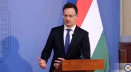 საქართველო ან უნგრეთი კი არაა იზოლირებული, იზოლირებულია ევროკავშირი, საქართველოს მთავრობას თავს ესხმიან, რადგან არის პატრიოტული, მემარჯვენე, სუვერენისტული, ეს არ მოსწონს ბრიუსელს -პიტერ სიიარტო