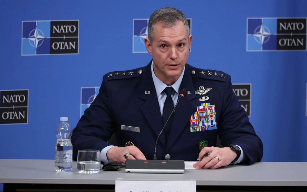 “ევროკავშირის არმია ევროპას ვერ დაიცავს, ეს მხოლოდ ნატოს შეუძლია”-The Daily Telegraph