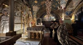 იერუსალიმში, აღდგომის ტაძარში წინამძღვარმა ისიდორემ ილია მეორის სულის მოსახსენებელი ლოცვა აღავლინა