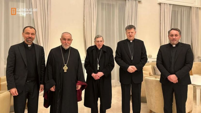 ვატიკანის დელეგაცია უკვე საქართველოშია -კარდინალი და მისი თანმხლები პირები ვატიკანიდან პატრიარქის დაკრძალვისთვის ჩამოვიდნენ