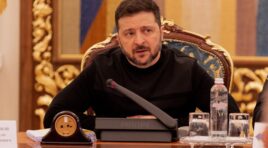 “რას ნიშნავს ირანის წინააღმდეგ ომი უკრაინისათვის: რადგან მოკავშირეთა ყურადღება ახლო აღმოსავლეთზეა გადატანილი, ვოლოდიმირ ზელენსკი შეიძლება იარაღის გარეშე დარჩეს”-The Daily Telegraph