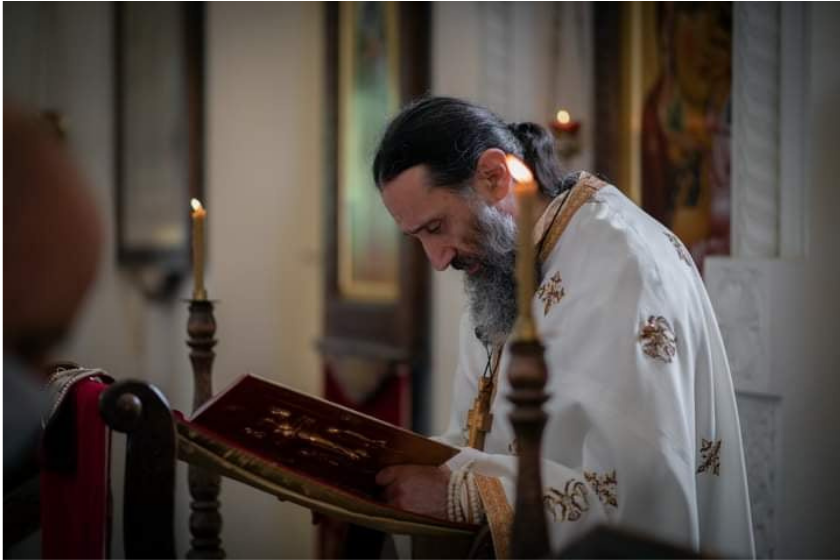 გლოვის დღეები რომ დასრულდება, გავაგრძელებთ პატრიარქის სიტყვისამებრ ცხოვრებას რომ ერთმანეთი გვიყვარდეს, არ ვმტრობდეთ?! თუ ამ შესაძლებლობას არ გამოვიყენებთ, შეიძლება დიდი განსაცდელი მოვიდეს -დეკანოზი თეოდორე გიგნაძე