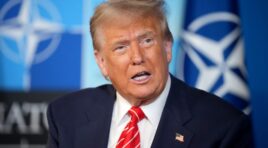 “დონალდ ტრამპის ომი ირანთან წარუმატებელია და მან ეს თვითონაც კარგად იცის. პრეზიდენტი თავის შეცდომის შედეგებს ნატოელ მოკავშირეებს აბრალებს”-The Daily Telegraph