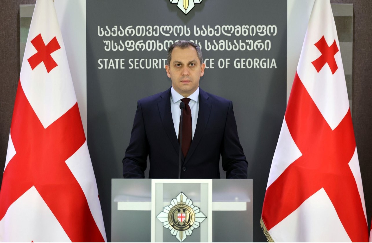 სუს-მა ჯაშუშობის ბრალდებით დააკავა ერთ-ერთი არასამთავრობო ორგანიზაციის ხელმძღვანელი, რომელიც ორი უცხო ქვეყნის სპეცსამსახურებს გადასცემდა ინფორმაციას