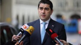 ბრიტანეთში რომ ისევ შევა რუსული ნავთობი, ეს აჩვენებს, რამდენად ფარისეველია ბრიტანეთის მთავრობა, რომელიც საქართველოსგან ითხოვდა, აქ არ შემოსულიყო რუსეთიდან ნავთობპროდუქტები – შალვა პაპუაშვილი